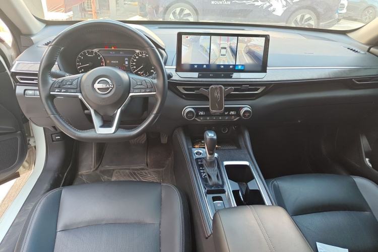 Used Nissan Teana 2022 2.0L XL-TLS Enjoyment Edition Center Console