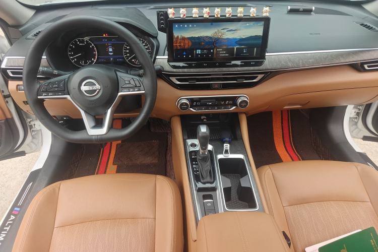 Used Nissan Teana 2022 2.0L XL-TLS Enjoyment Edition Center Console