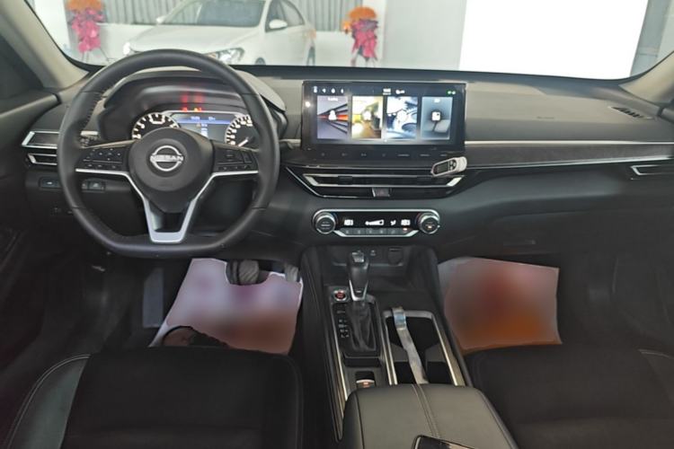Used Nissan Teana 2022 2.0L XL-TLS Enjoyment Edition Center Console