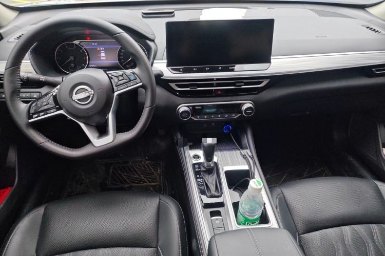 Used Nissan Teana 2022 2.0T XL Enjoyment Edition Center Console