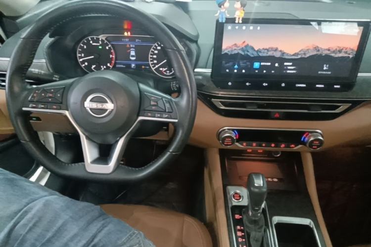 Used Nissan Teana 2022 2.0L XL-TLS Enjoyment Edition Center Console
