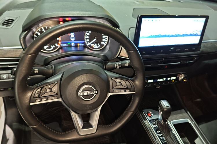 Used Nissan Teana 2022 2.0L XL-TLS Enjoyment Edition Center Console