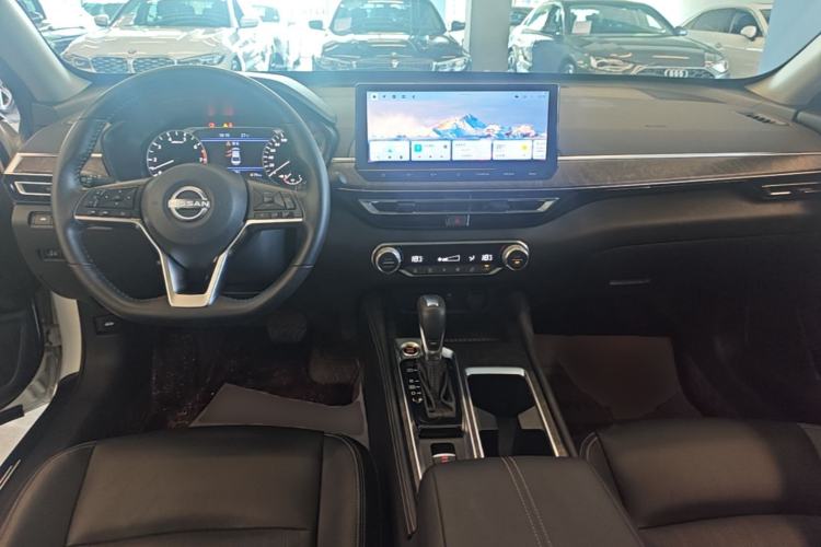 Used Nissan Teana 2022 2.0L XL-TLS Enjoyment Edition Center Console