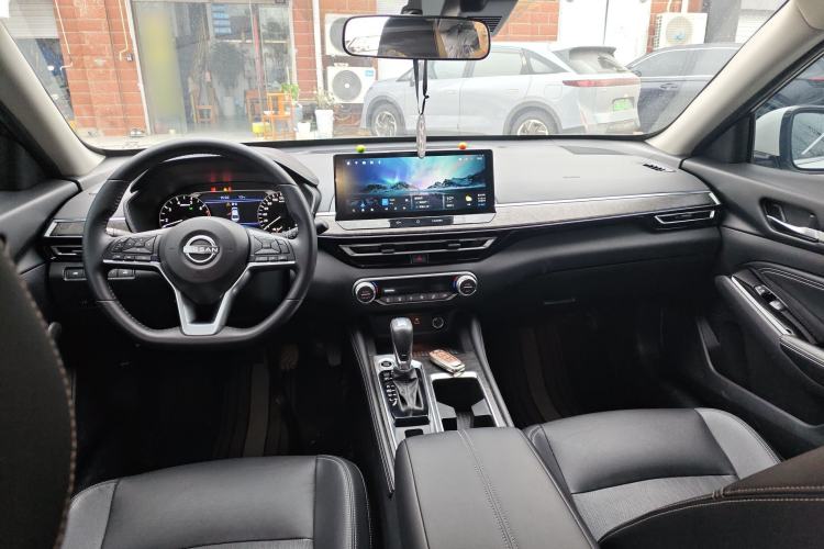 Used Nissan Teana 2022 2.0L XL-TLS Enjoyment Edition Center Console