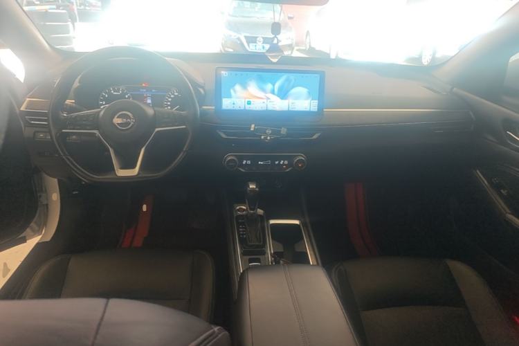 Used Nissan Teana 2022 2.0L XL-TLS Enjoyment Edition Center Console