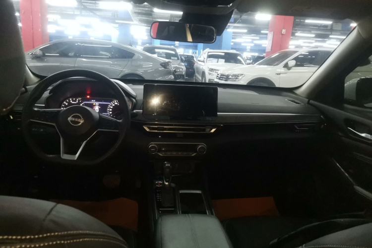 Used Nissan Teana 2022 2.0L XL-TLS Enjoyment Edition Center Console