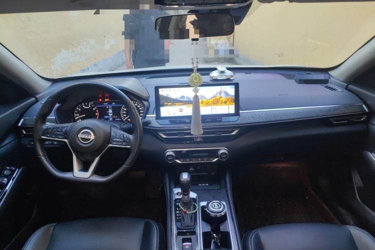 Used Nissan Teana 2022 2.0L XL-TLS Enjoyment Edition Center Console