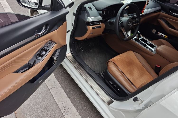 Used Nissan Teana 2022 2.0T XL Enjoyment Edition Driver Seat