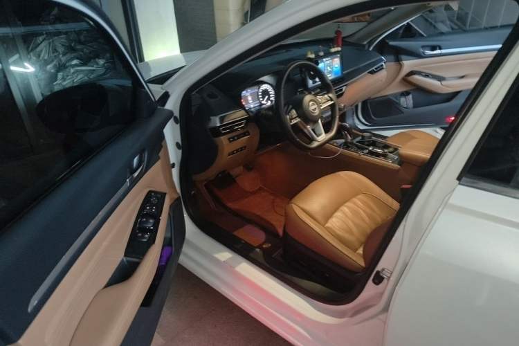 Used Nissan Teana 2022 2.0L XL-Upr Enjoyment Edition Driver Seat