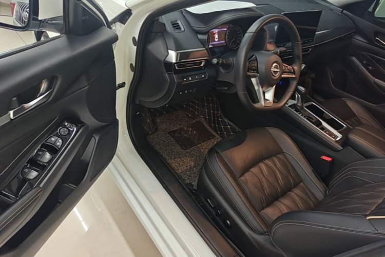 Used Nissan Teana 2022 2.0L XL-Upr Enjoyment Edition Driver Seat
