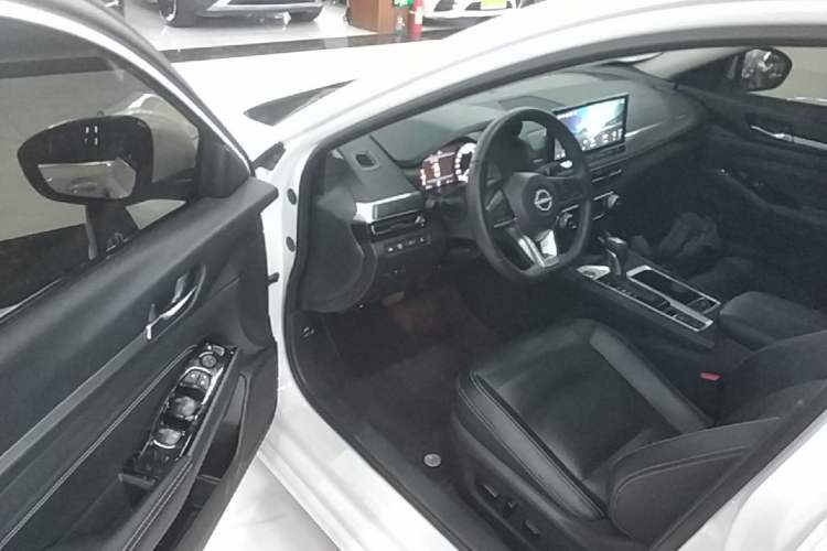 Used Nissan Teana 2022 2.0L XL-TLS Enjoyment Edition Driver Seat