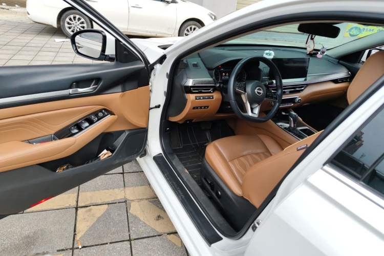 Used Nissan Teana 2022 2.0L XL-Upr Enjoyment Edition Driver Seat