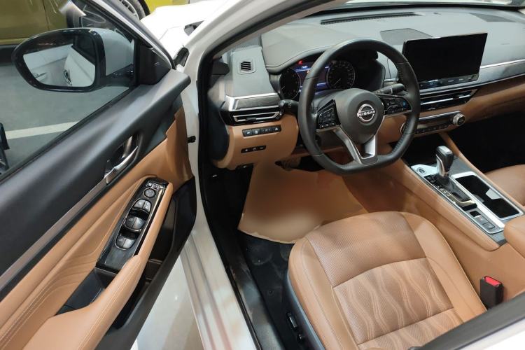 Used Nissan Teana 2022 2.0L XL-Upr Enjoyment Edition Driver Seat