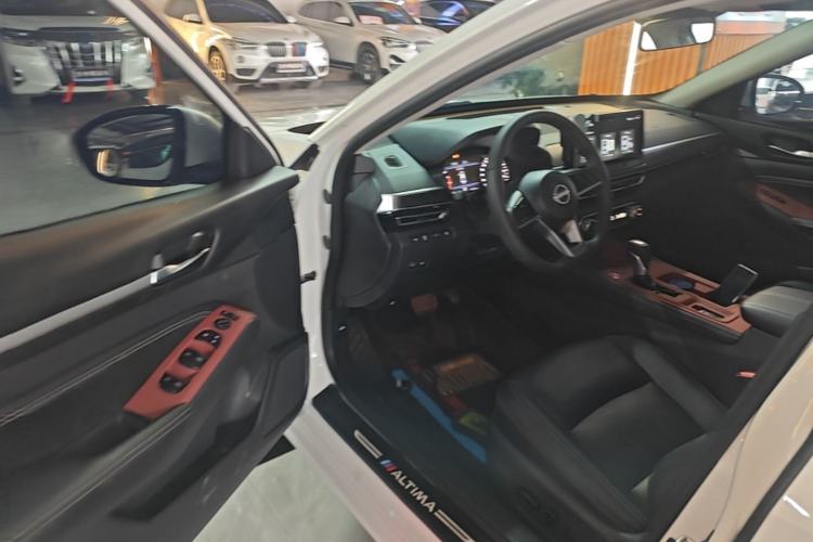 Used Nissan Teana 2022 2.0L XL-TLS Enjoyment Edition Driver Seat