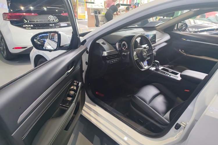 Used Nissan Teana 2022 2.0L XL-TLS Enjoyment Edition Driver Seat