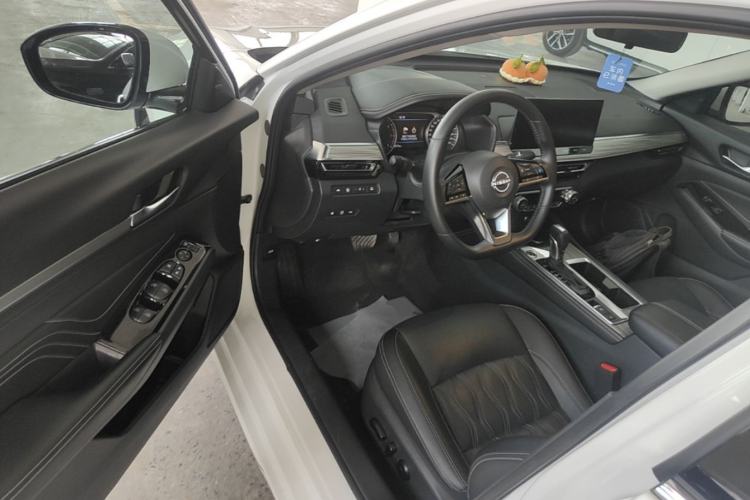 Used Nissan Teana 2022 2.0T XL Enjoyment Edition Driver Seat