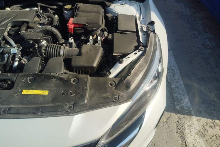 Used Nissan Teana 2022 2.0L XL-Upr Enjoyment Edition Engine Bay Left