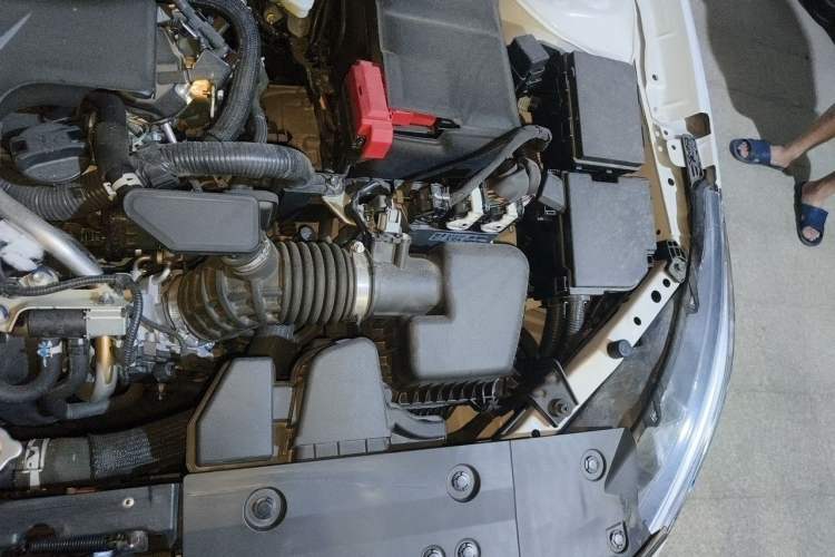 Used Nissan Teana 2022 2.0L XL-Upr Enjoyment Edition Engine Bay Left