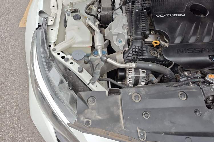 Used Nissan Teana 2022 2.0T XL Enjoyment Edition Engine Bay Right
