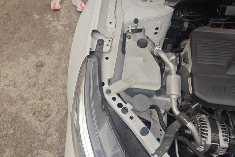 Used Nissan Teana 2022 2.0L XL-TLS Enjoyment Edition Engine Bay Right
