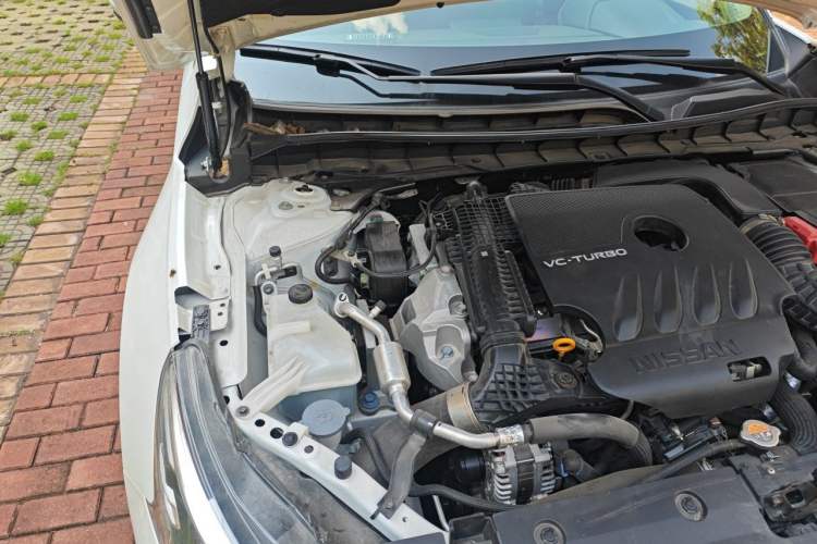 Used Nissan Teana 2022 2.0T XL Enjoyment Edition Engine Bay Right