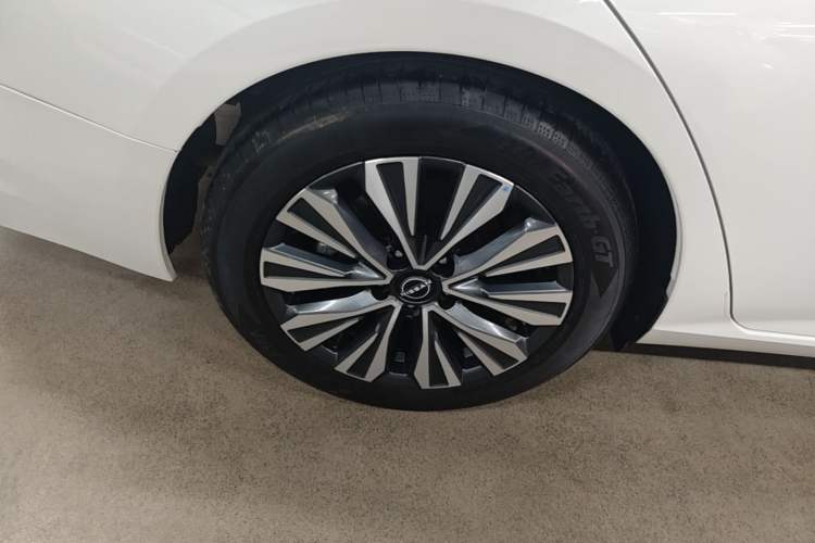 Used Nissan Teana 2022 2.0L XL-TLS Enjoyment Edition Exterior 2