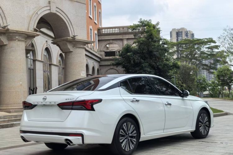 Used Nissan Teana 2022 2.0L XL-TLS Enjoyment Edition Exterior 2