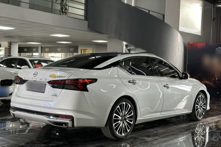 Used Nissan Teana 2022 2.0T XL Enjoyment Edition Exterior 2