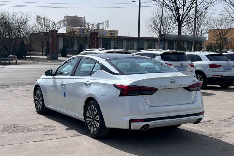 Used Nissan Teana 2022 2.0L XL-TLS Enjoyment Edition Exterior 3