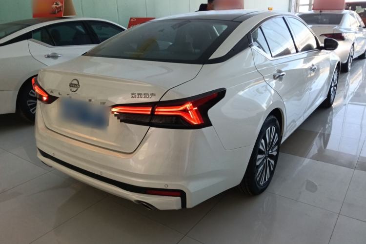Used Nissan Teana 2022 2.0L XL-TLS Enjoyment Edition Exterior 5