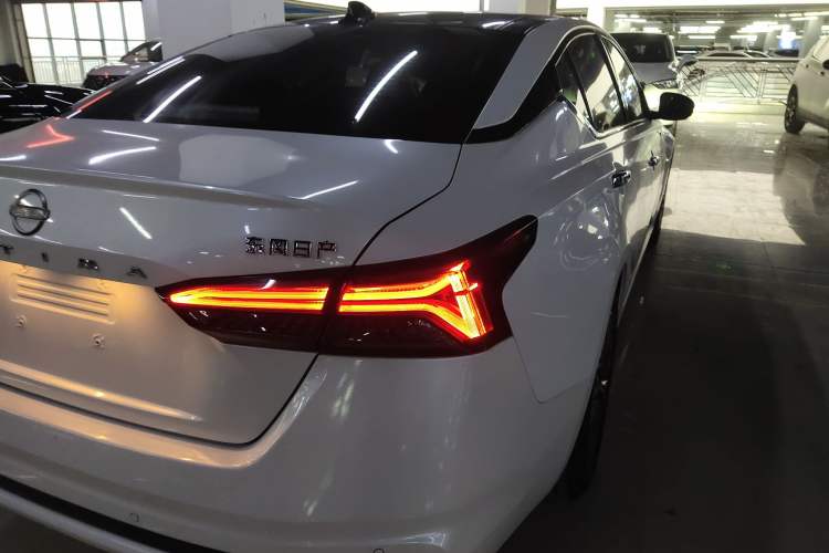 Used Nissan Teana 2022 2.0L XL-TLS Enjoyment Edition Exterior 6