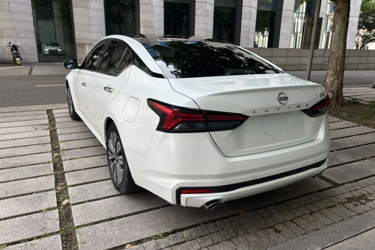 Used Nissan Teana 2022 2.0L XL-TLS Enjoyment Edition Exterior 9