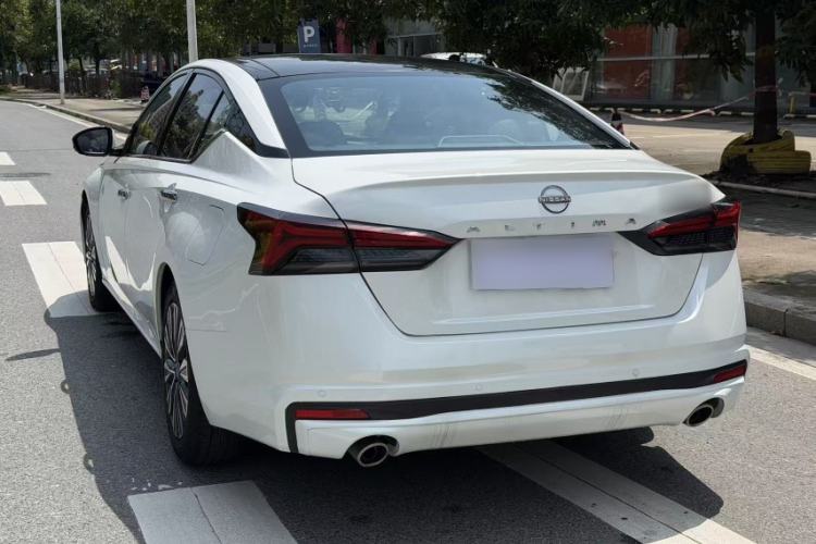 Used Nissan Teana 2022 2.0L XL-TLS Enjoyment Edition Exterior 9