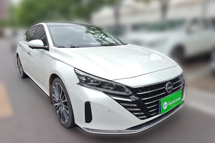 Used Nissan Teana 2022 2.0T XL Enjoyment Edition Front Right 45 Deg