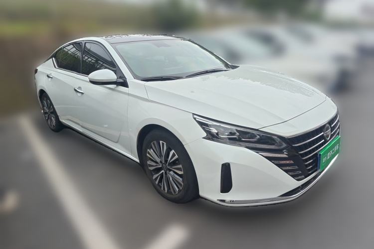Used Nissan Teana 2022 2.0L XL-TLS Enjoyment Edition Front Right 45 Deg