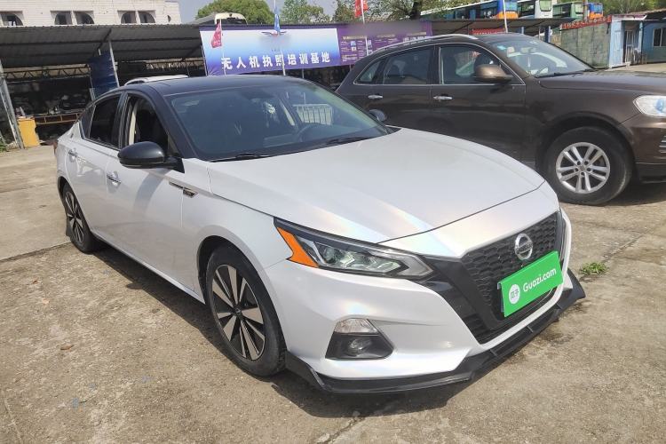 Used Nissan Teana 2022 2.0L XL-TLS Enjoyment Edition Front Right 45 Deg