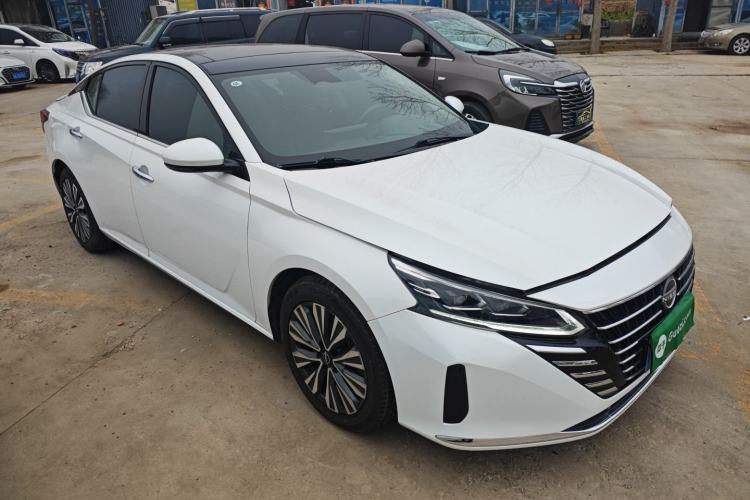 Used Nissan Teana 2022 2.0L XL-TLS Enjoyment Edition Front Right 45 Deg