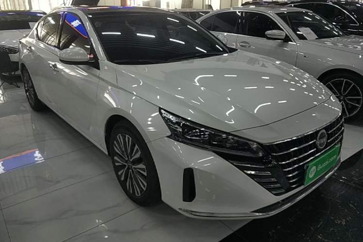 Used Nissan Teana 2022 2.0L XL-TLS Enjoyment Edition Front Right 45 Deg