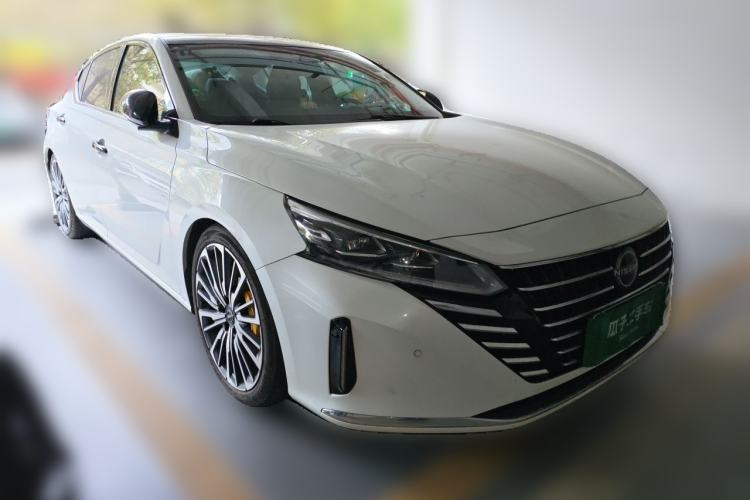 Used Nissan Teana 2022 2.0T XL Enjoyment Edition Front Right 45 Deg