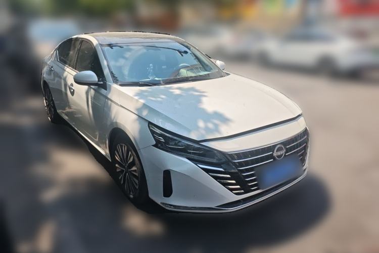 Used Nissan Teana 2022 2.0L XL-Upr Enjoyment Edition Front Right 45 Deg
