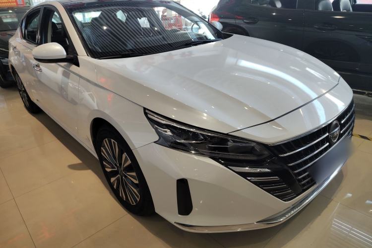 Used Nissan Teana 2022 2.0L XL-TLS Enjoyment Edition Front Right 45 Deg