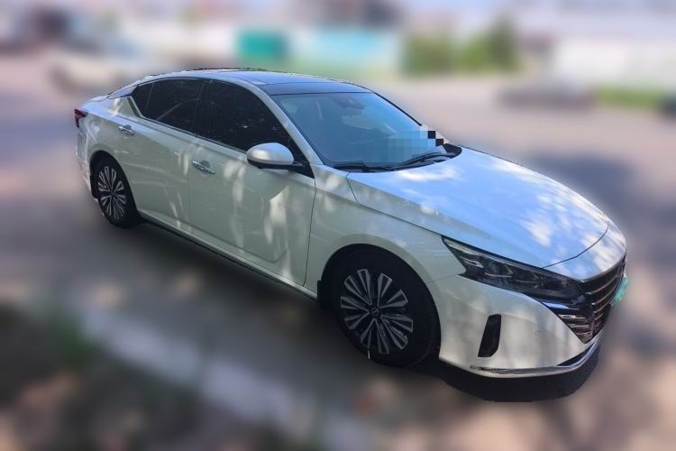 Used Nissan Teana 2022 2.0L XL-Upr Enjoyment Edition Front Right 45 Deg