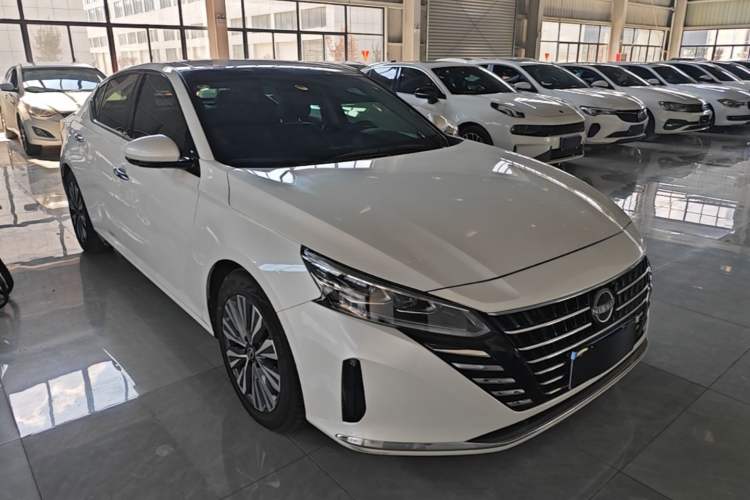 Used Nissan Teana 2022 2.0L XL-TLS Enjoyment Edition Front Right 45 Deg