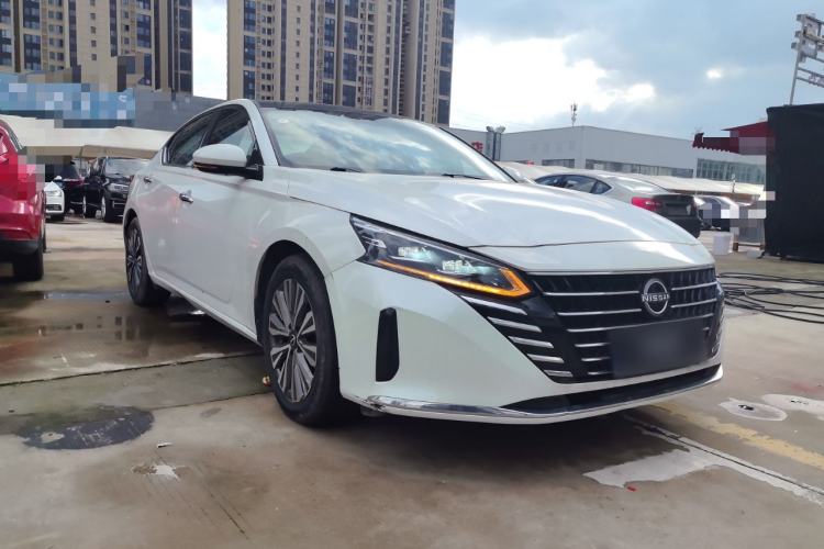 Used Nissan Teana 2022 2.0L XL-TLS Enjoyment Edition Front Right 45 Deg