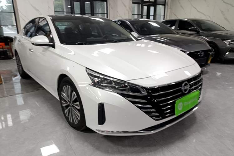 Used Nissan Teana 2022 2.0L XL-TLS Enjoyment Edition Front Right 45 Deg