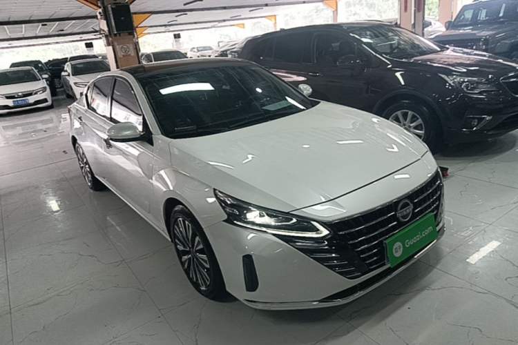 Used Nissan Teana 2022 2.0L XL-TLS Enjoyment Edition Front Right 45 Deg
