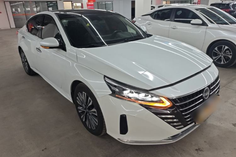 Used Nissan Teana 2022 2.0L XL-TLS Enjoyment Edition Front Right 45 Deg
