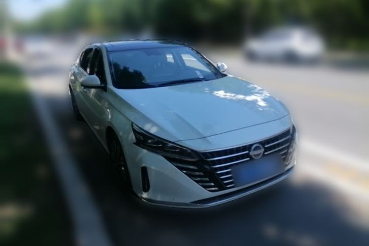 Used Nissan Teana 2022 2.0L XL-TLS Enjoyment Edition Front Right 45 Deg