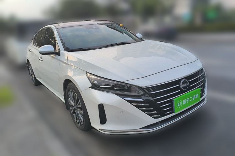 Used Nissan Teana 2022 2.0L XL-Upr Enjoyment Edition Front Right 45 Deg