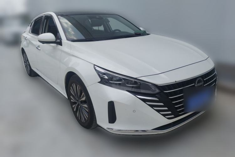 Used Nissan Teana 2022 2.0L XL-Upr Enjoyment Edition Front Right 45 Deg